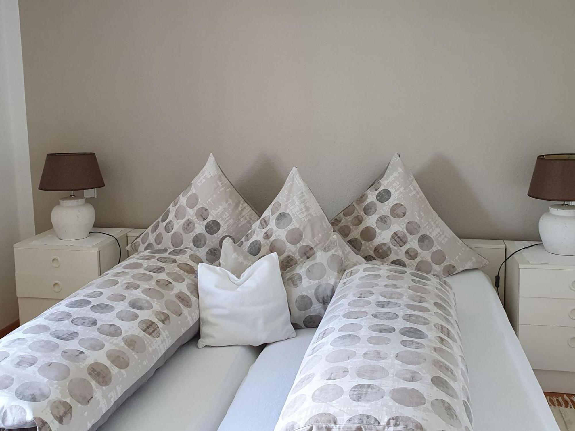 Ferienwohnung Panorama-Seetraum Зиплинген Екстериор снимка